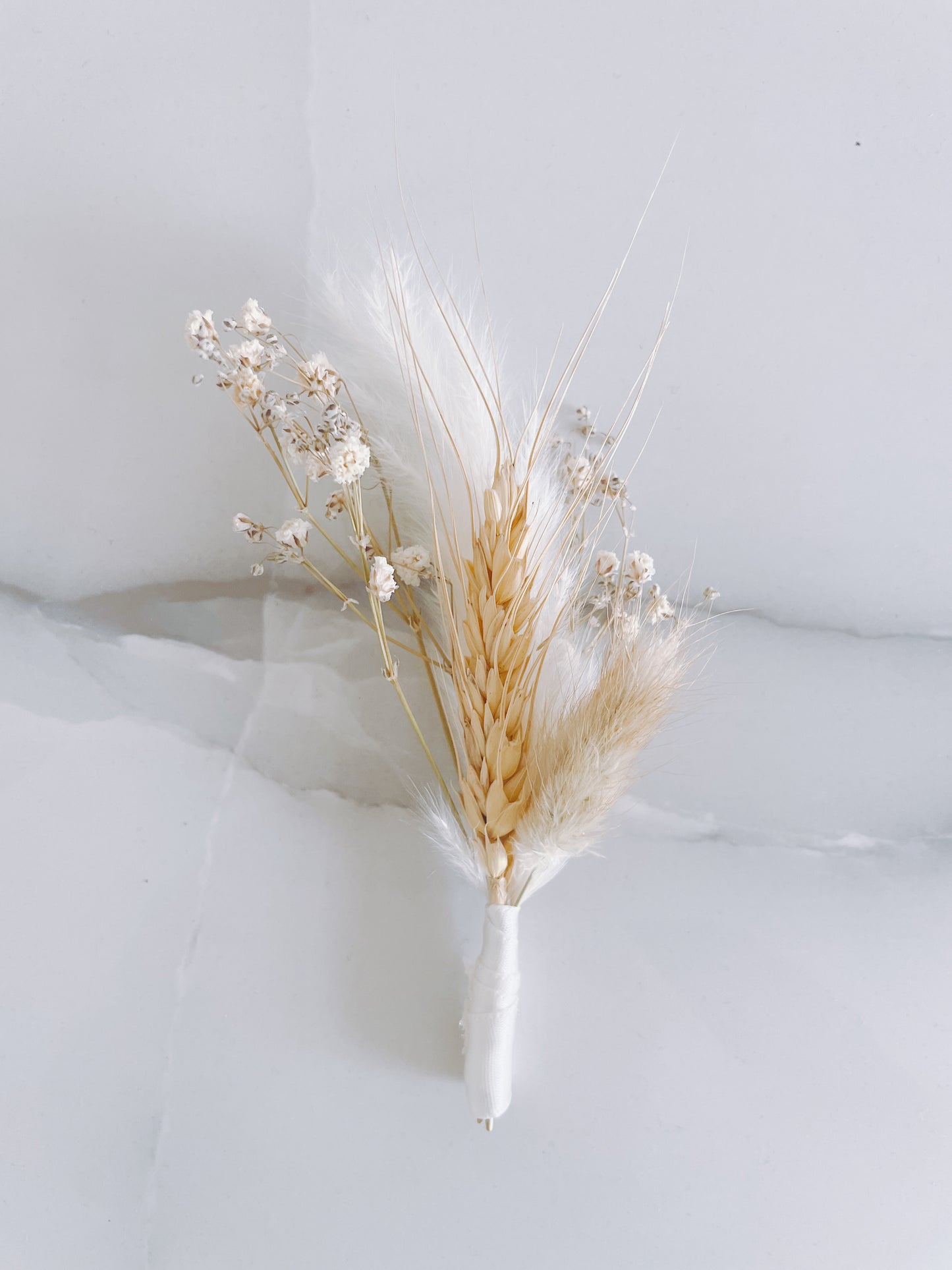 Pampas Grass+Baby’s Breathe+Bunny Tails+Pink+Blue+Cream+Purple+Red+ Yellow+Leaf Boutonniere, Spring Wedding, Summer Wedding Boutonniere, Wedding Boutonniere, Groomsmen Boho Boutonniere