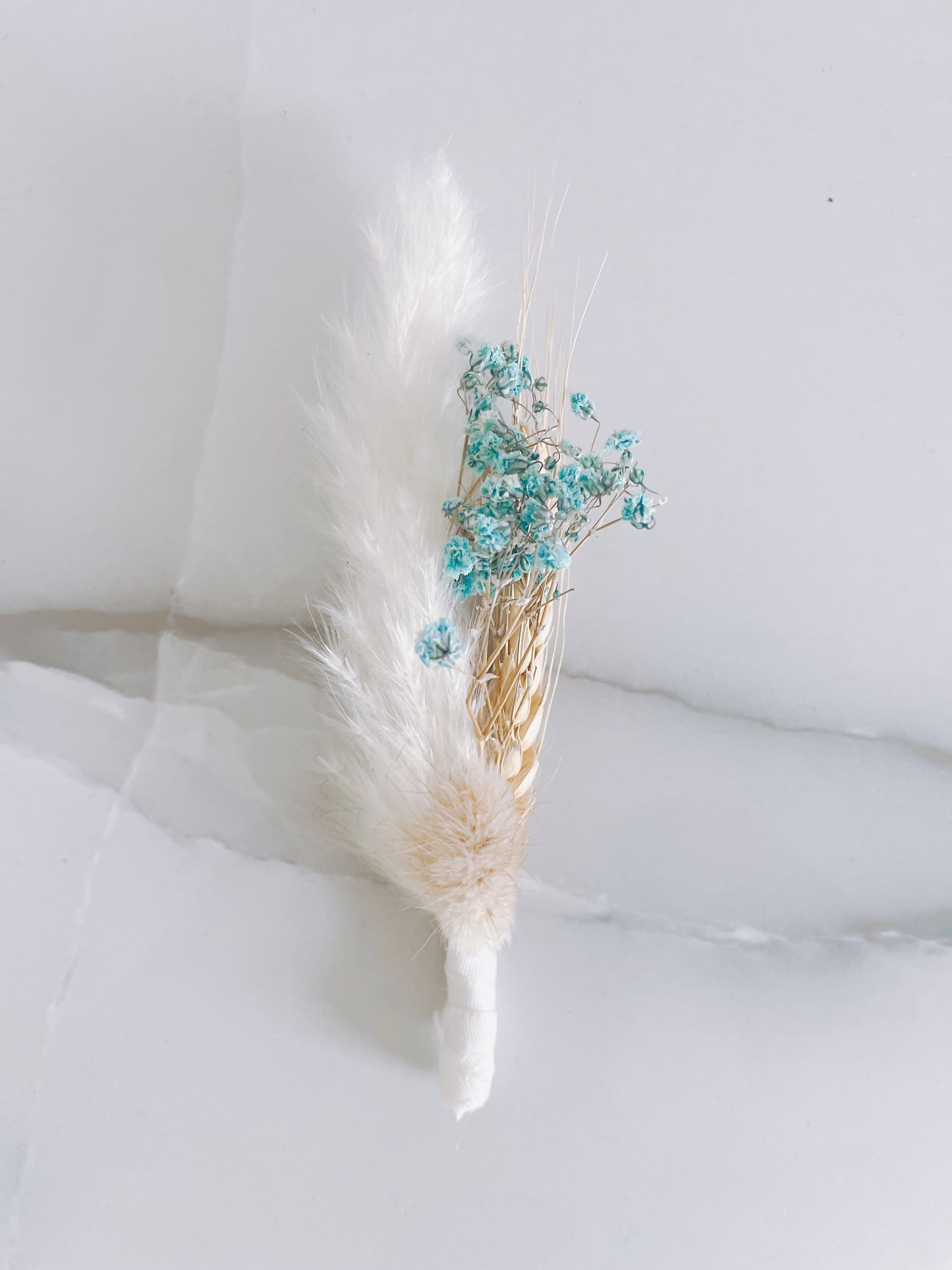 Pampas Grass+Baby’s Breathe+Bunny Tails+Pink+Blue+Cream+Purple+Red+ Yellow+Leaf Boutonniere, Spring Wedding, Summer Wedding Boutonniere, Wedding Boutonniere, Groomsmen Boho Boutonniere