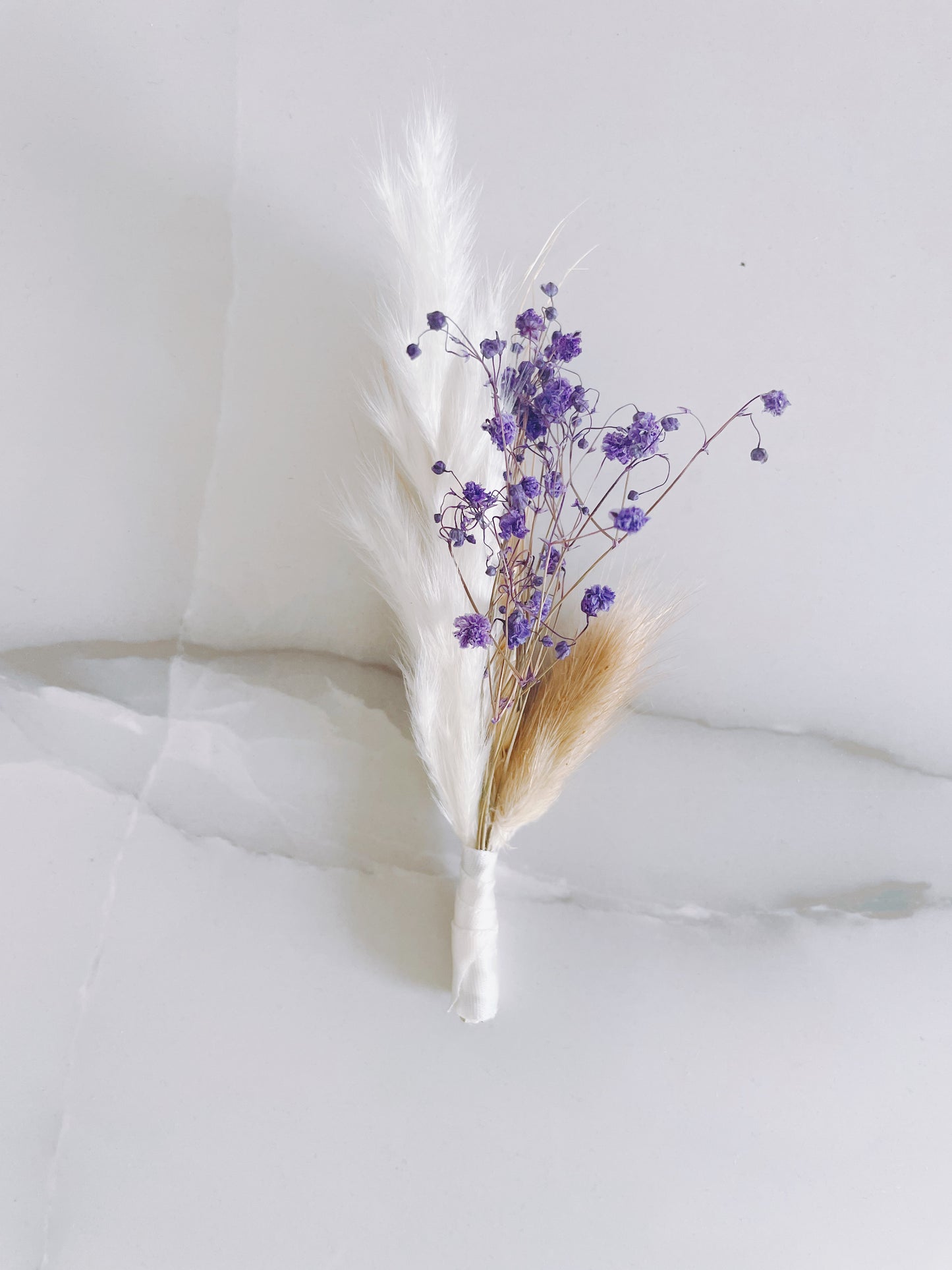 Pampas Grass+Baby’s Breathe+Bunny Tails+Pink+Blue+Cream+Purple+Red+ Yellow+Leaf Boutonniere, Spring Wedding, Summer Wedding Boutonniere, Wedding Boutonniere, Groomsmen Boho Boutonniere
