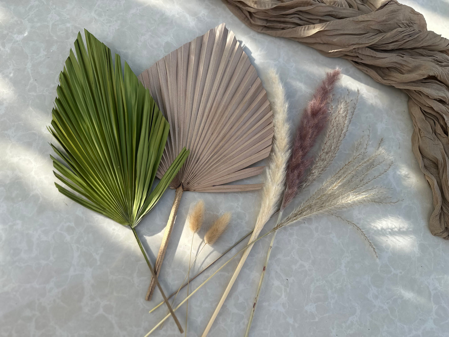 Mini Pampass Grass & Palm Bouquet Bundle + FREE Vase + FREE Shipping